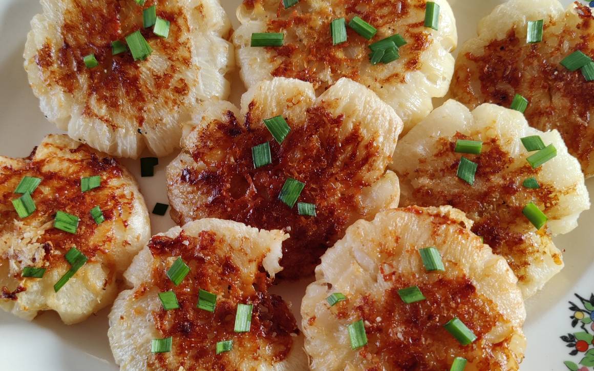 Cheesy Turnip Cakes