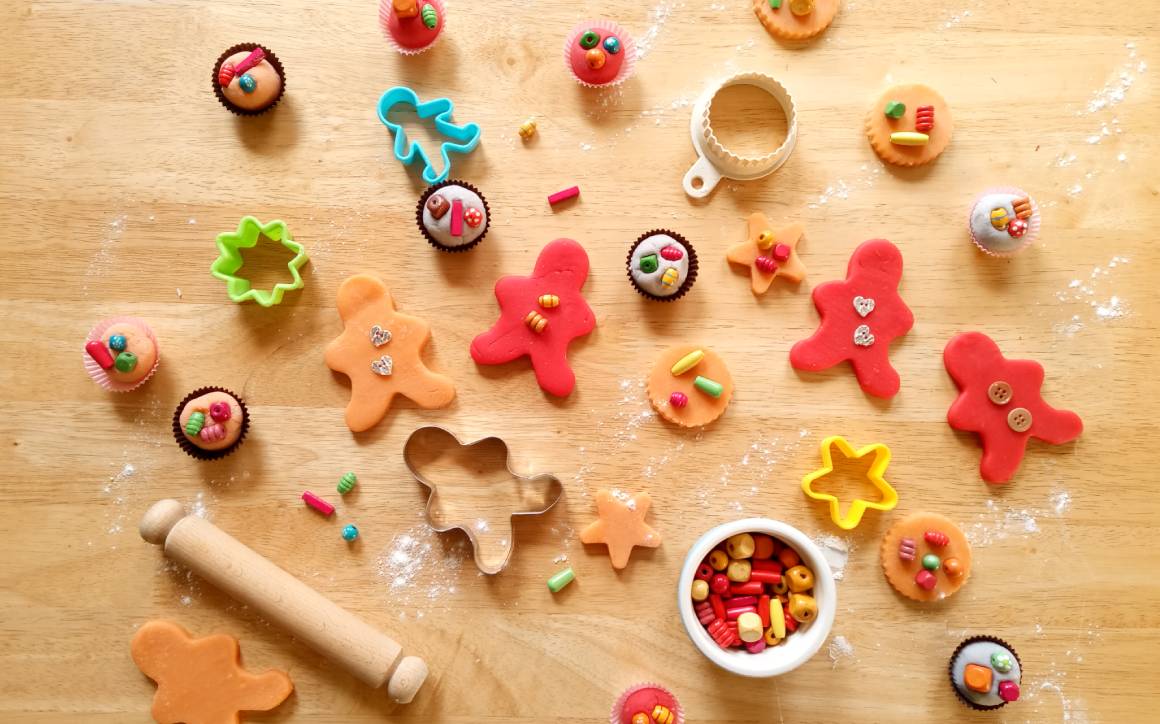 The Benefits of Playdough Play & Easy Playdough Recipes