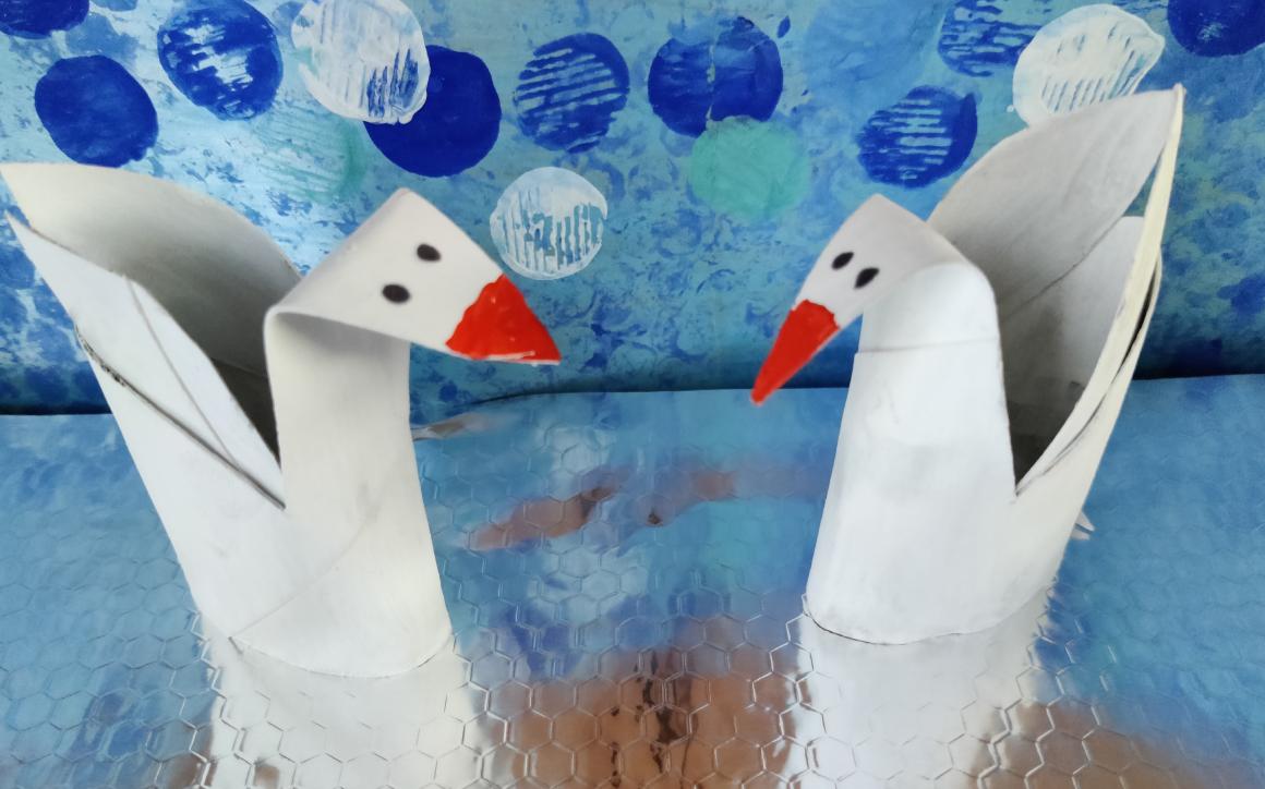 Toilet Roll Swan